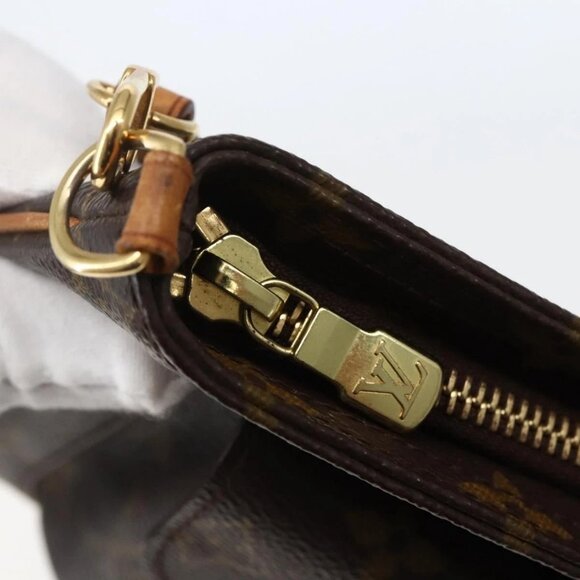 LOUIS VUITTON Monogram Partition Pouch M51901 LV Auth 143944 - Picture 11 of 16